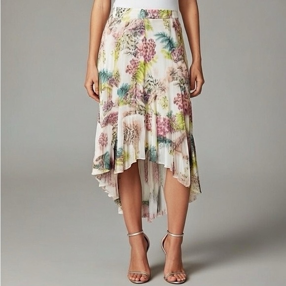 Kimchi Blue Dresses & Skirts - KIMCHI BLUE ANTHROPOLOGIE WOMENS FLORAL SKIRT Size 4